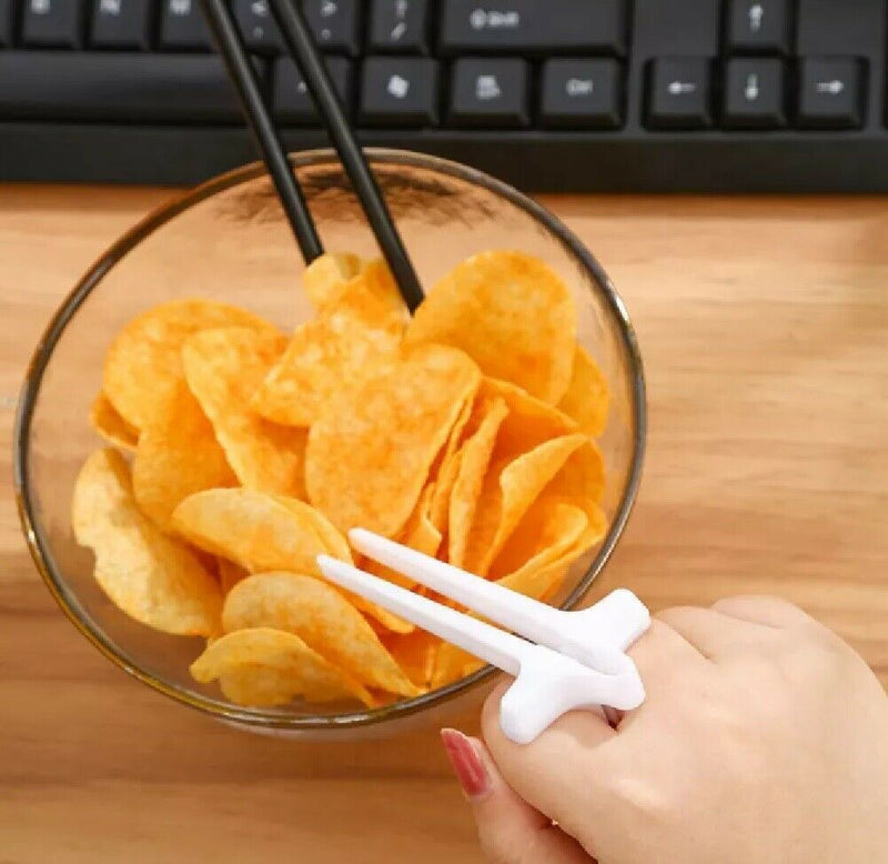 4 Pcs Finger Chopsticks for Gamers Plastic Snack Chopsticks Clip for Potato Chip - Plugsus Home Furniture
